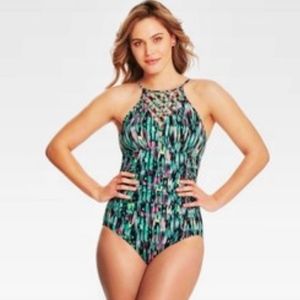 Miracle Dreamsuit Slimming Control One Piece